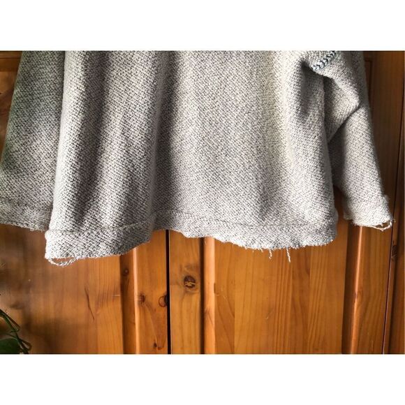 FREE PEOPLE Soft Textured Long Sleeve Hooded Pullover Top w/ Fraying SZ XS - Picture 10 of 16